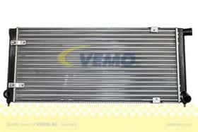 Радіатор охолодження двигуна Vemo V15-60-5017