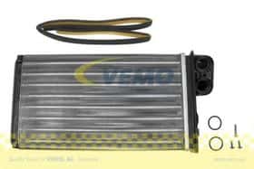 Радиатор печки Vemo V46-61-0008