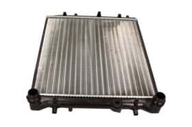 Радиатор охлаждения двигателя MaXgear AC255640