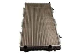 Радиатор охлаждения двигателя MaXgear AC240864