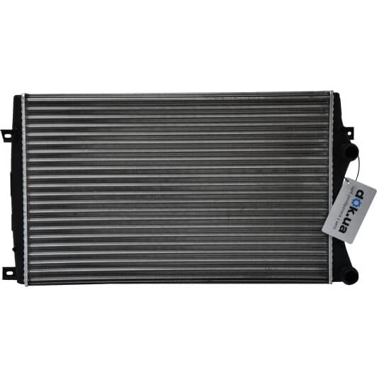 D7W027TT Thermotec Радіатор охолодження двигуна