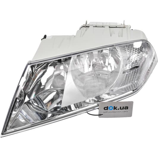 89410718702 DPA Основна фара для Skoda Octavia