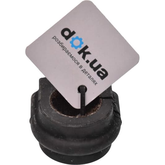 546131C404 Nissan / Infiniti Втулка стабилизатора