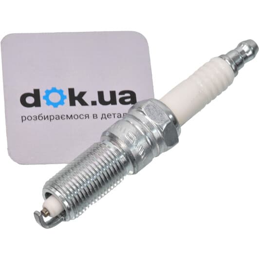 470 Champion Свеча зажигания