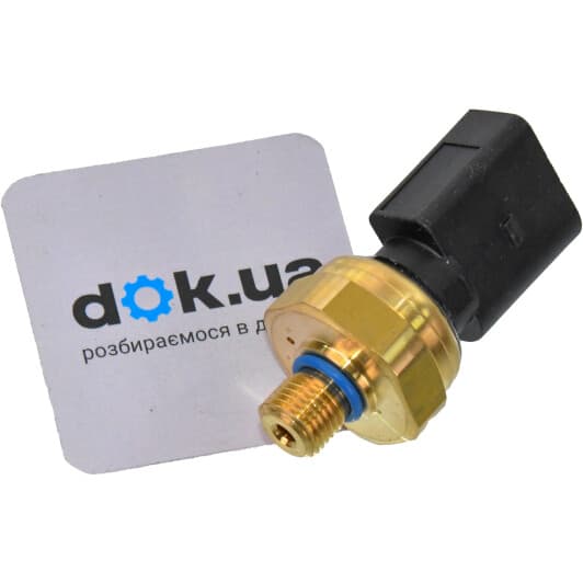 82392 Meat & Doria Датчик давления подачи топлива