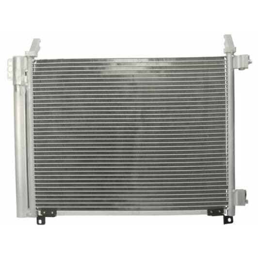 1986ad2045 Bosch Радіатор кондиціонера для Nissan Micra