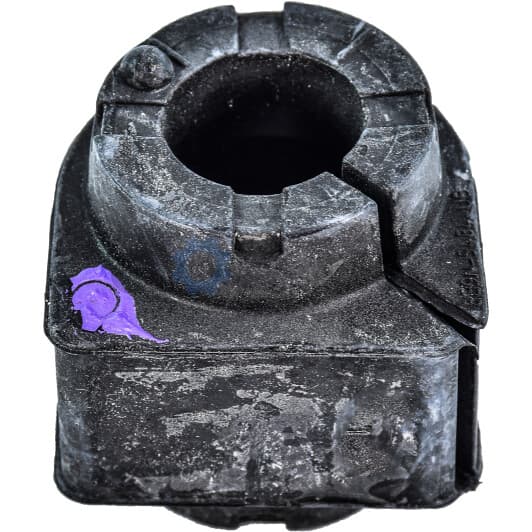 1478582 Ford Втулка стабилизатора