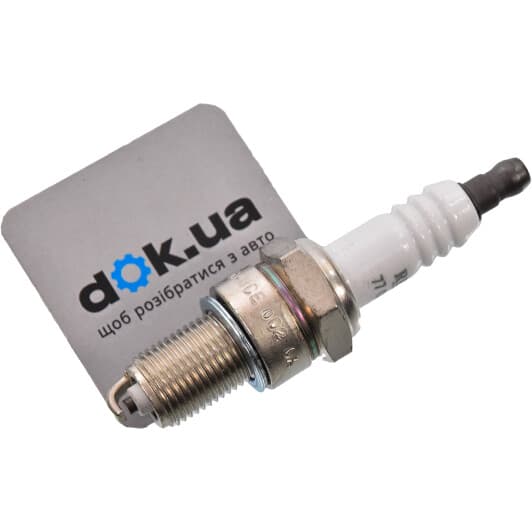 7700500048 Renault / Dacia Свічка запалювання