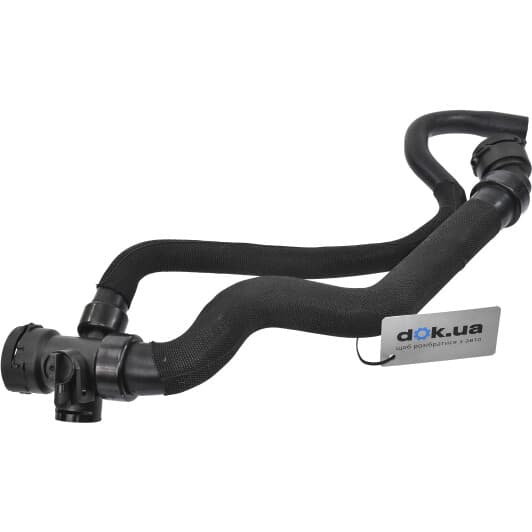 11211821401 Vika Патрубок радиатора системы охлаждения двигателя