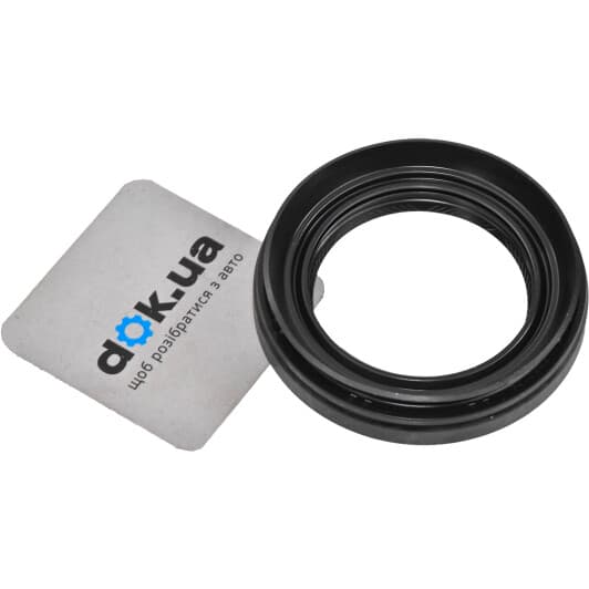 MN130498 Mitsubishi Сальник півосі