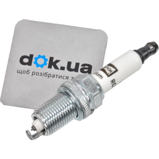 CCH9806 Champion Свеча зажигания