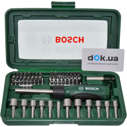 Отвертка реверсивная с набором бит Bosch 2607019504