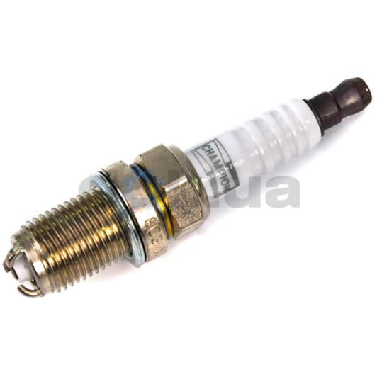 OE120/T10 Champion Свічка запалювання