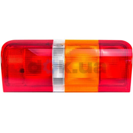 BSG 30-805-002 BSG Задний фонарь