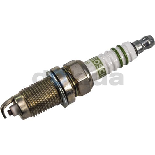 0 242 235 692 Bosch Свічка запалювання