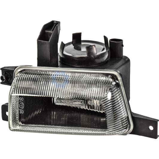 19-5243-05-2 TYC Передня протитуманна фара