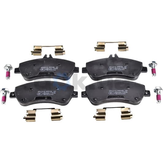 P 50 086 Brembo Тормозные колодки для Mercedes GLK-Class