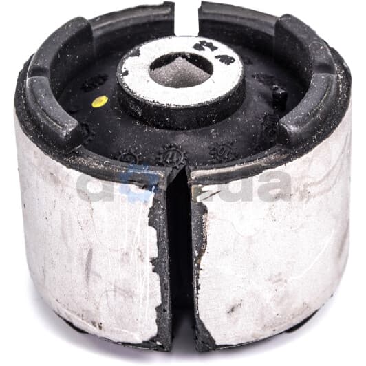 300 333 2104/HD Meyle Сайлентблок рычага