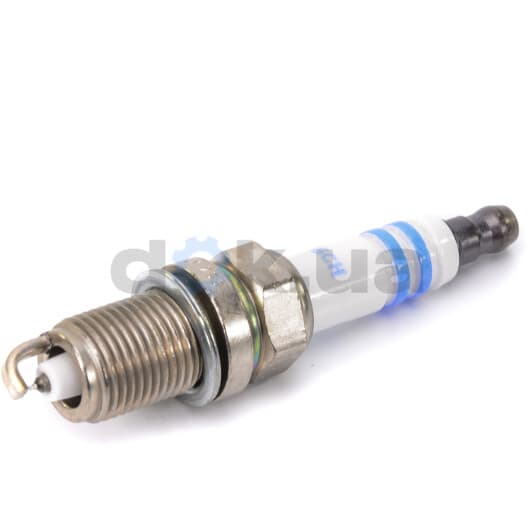 0 242 240 654 Bosch Свічка запалювання