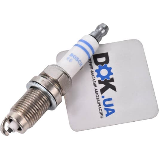 242236565 Bosch Свеча зажигания