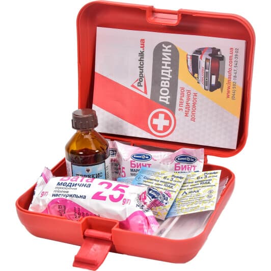 Аптечка автомобильная Poputchik АМА-1 в жестком чехле 02-001-P