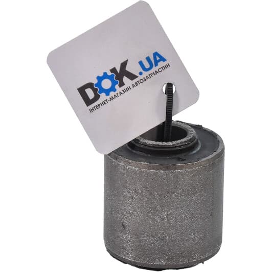 J40500AOEM Korea Сайлентблок важеля