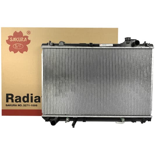 32711006 Sakura Радиатор охлаждения двигателя