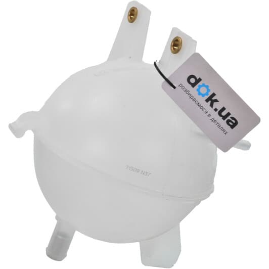 DBG002TT Thermotec Бачок охлаждающей жидкости