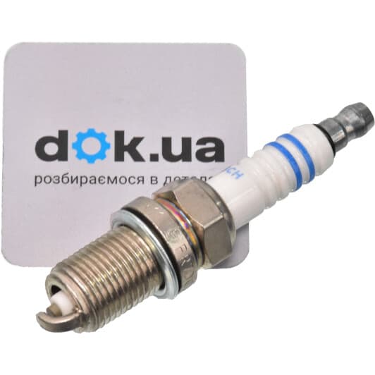 0 242 235 667 Bosch Свічка запалювання