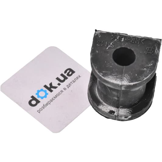 CVM33 CTR Втулка стабилизатора