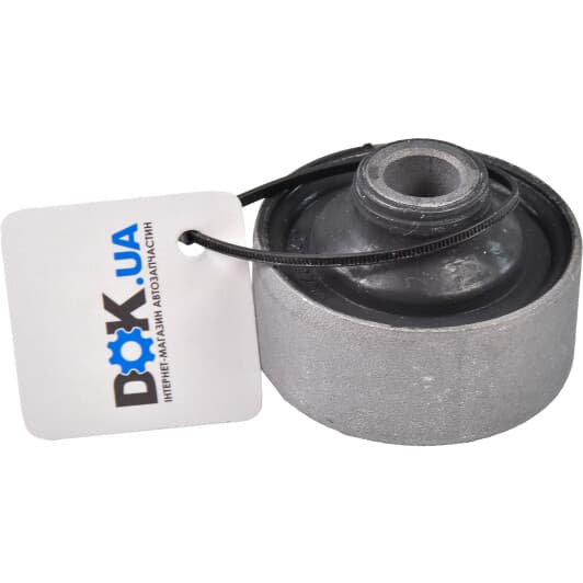 J45044BYMT Yamato Сайлентблок рычага