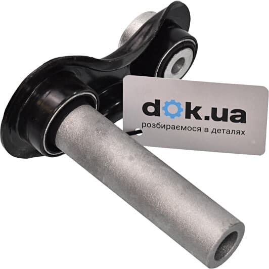 5011593 NK Рычаг подвески