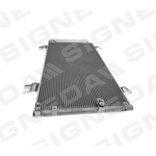 RC94950 Signeda Радиатор кондиционера для Lexus IS