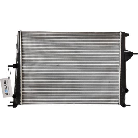 637606 Nissens Радіатор охолодження двигуна