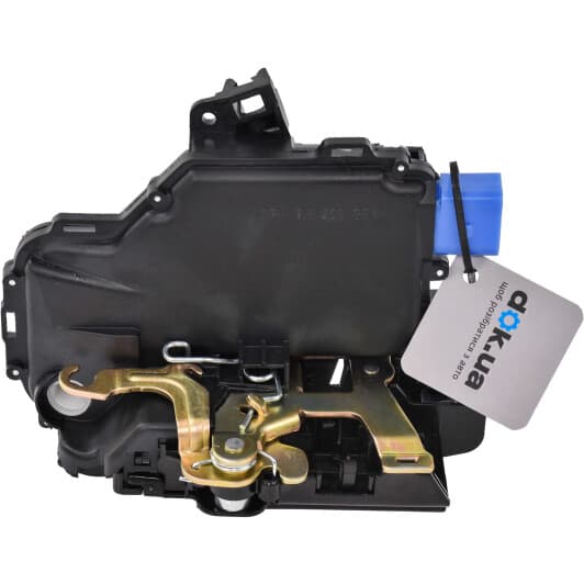 6010-01-035422P BLIC Замок двери