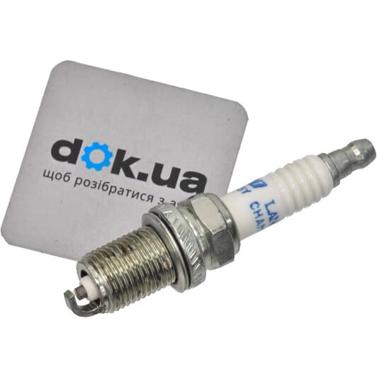 5894588 Fiat / Alfa Romeo / Lancia Свічка запалювання