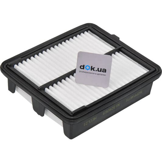 N1324069 Nipparts Воздушный фильтр