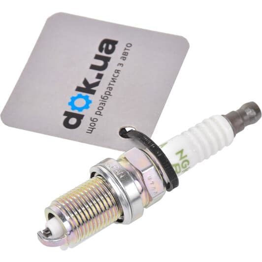 BKR5EYA NGK Свеча зажигания