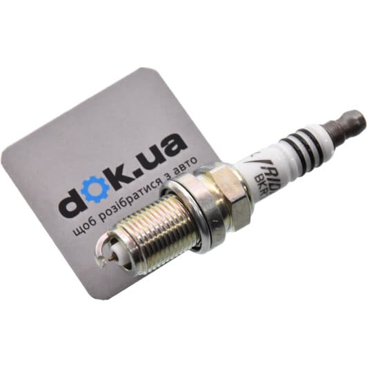 BKR7EIX NGK Свеча зажигания