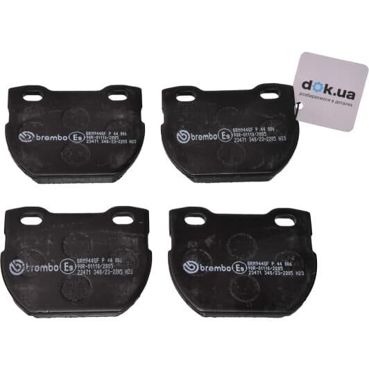 P 44 006 Brembo Гальмівні колодки для Land Rover Defender