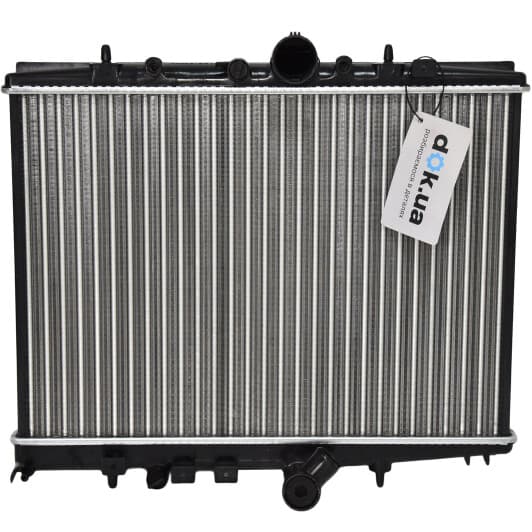 D7P056TT Thermotec Радіатор охолодження двигуна