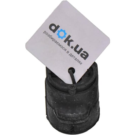 50 92 4225 SWAG Втулка стабилизатора