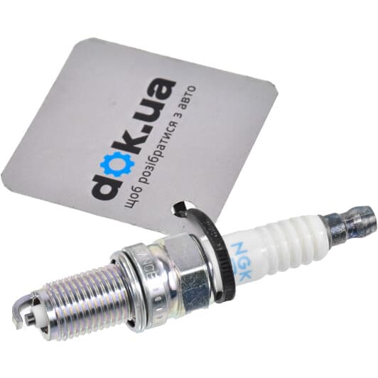 DCPR7E NGK Свеча зажигания