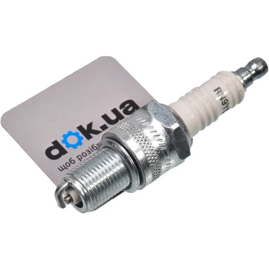 OE006 Champion Свічка запалювання