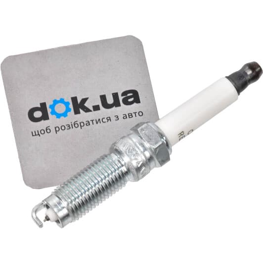 OE251 Champion Свічка запалювання