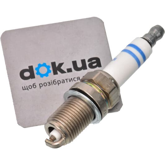 0 242 229 724 Bosch Свеча зажигания