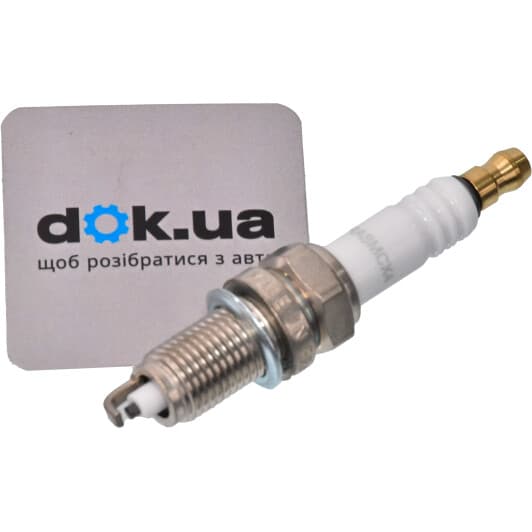 OE196/T10 Champion Свічка запалювання