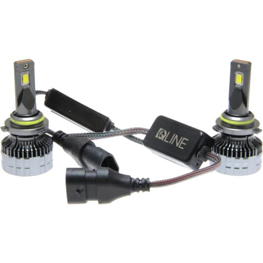 Автолампа QLine Optima HB4 P22d 90 W 20538