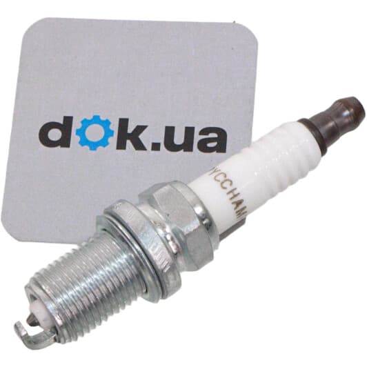 OE145/T10 Champion Свічка запалювання