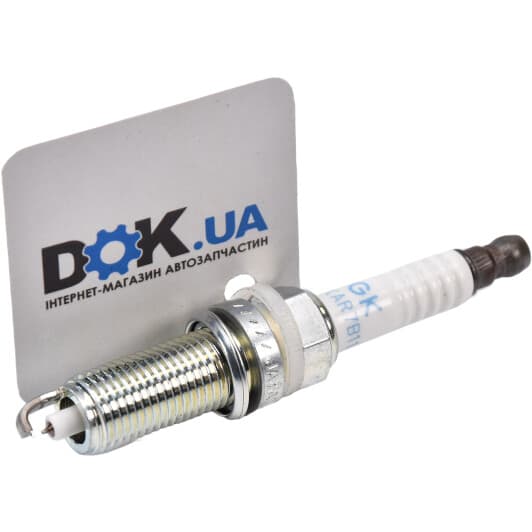 SILZKAR7B11 NGK Свічка запалювання